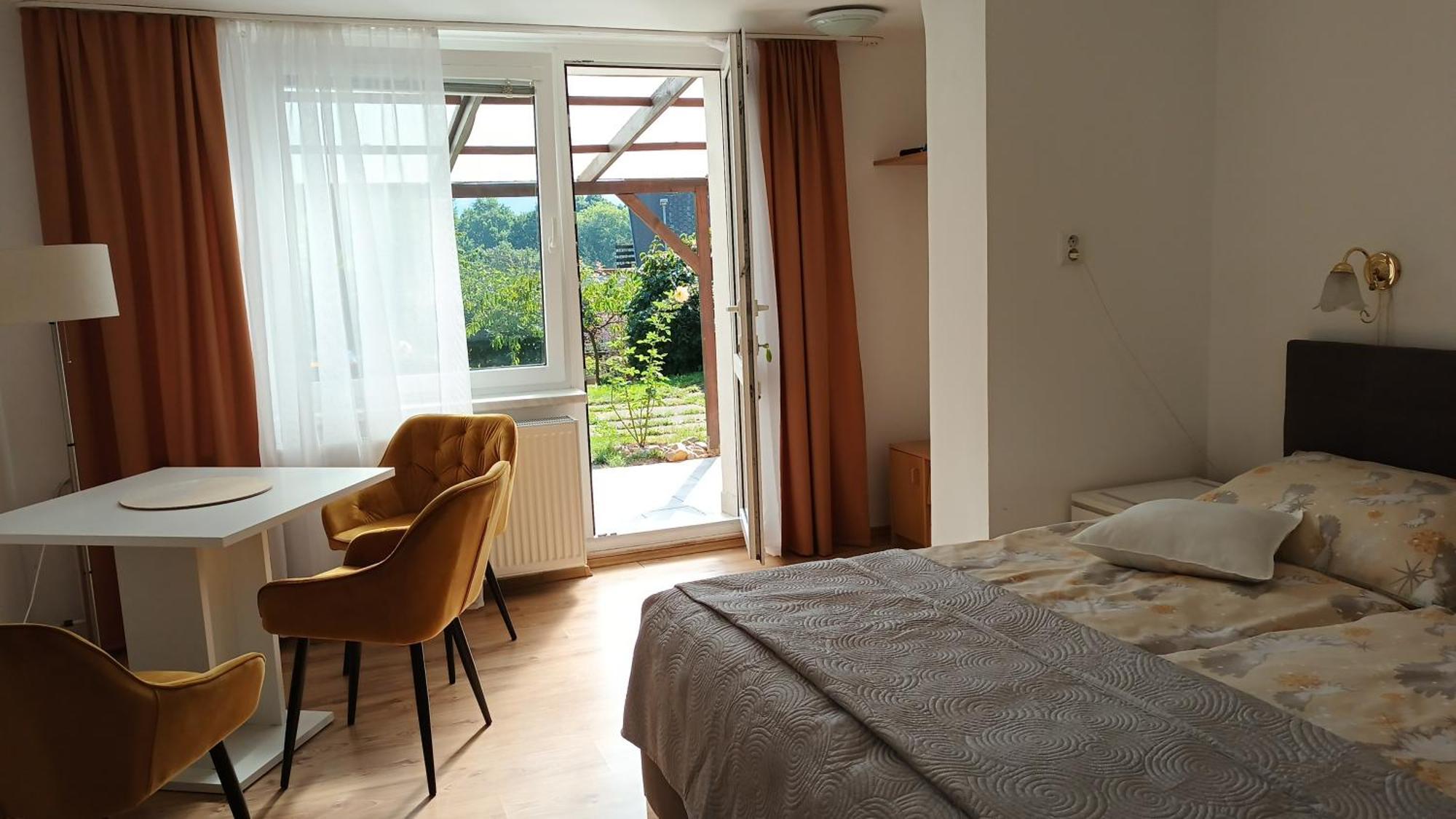 Apartman Alena Karlovy Vary Exterior photo